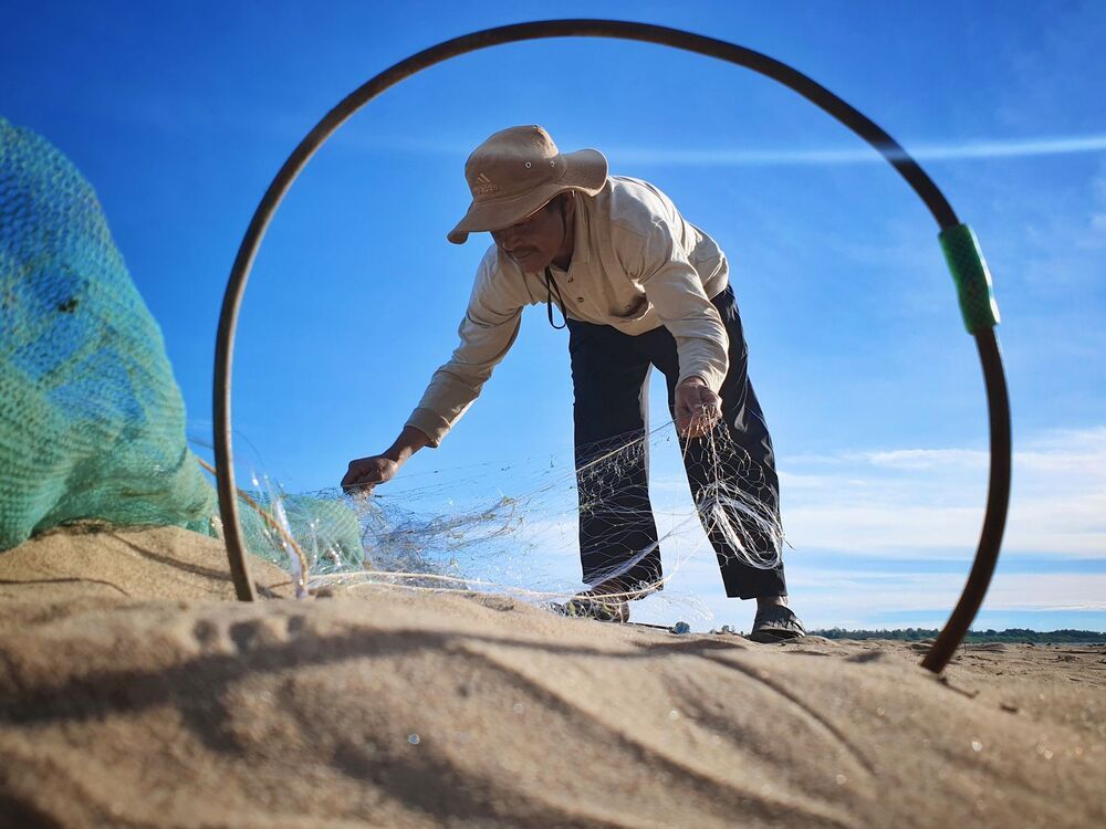 Fishing (2)