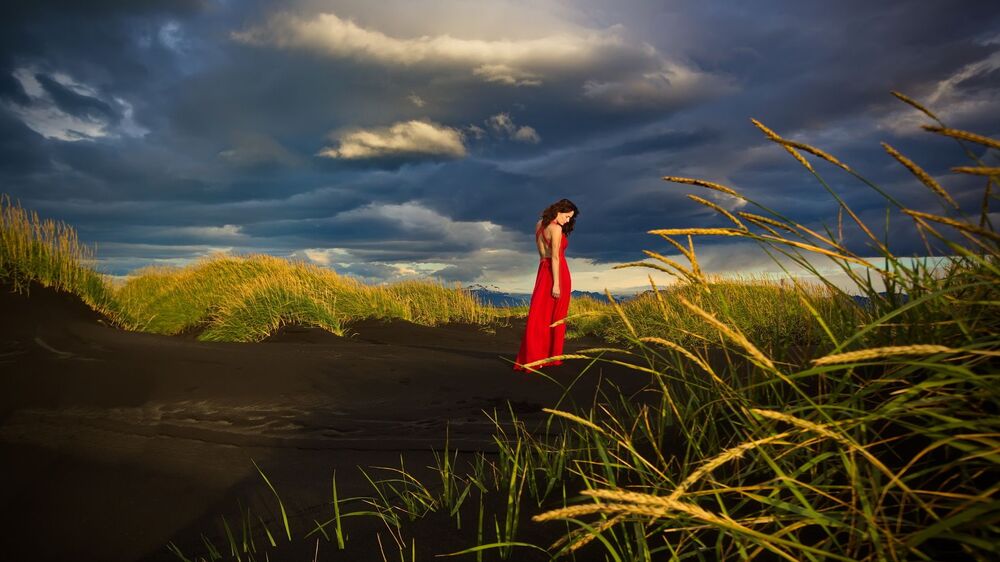 Lady in red. Исландская сага (7)