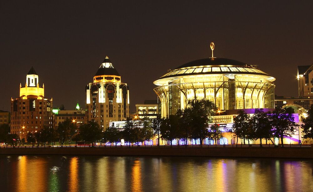 Moscow never sleeps (3)