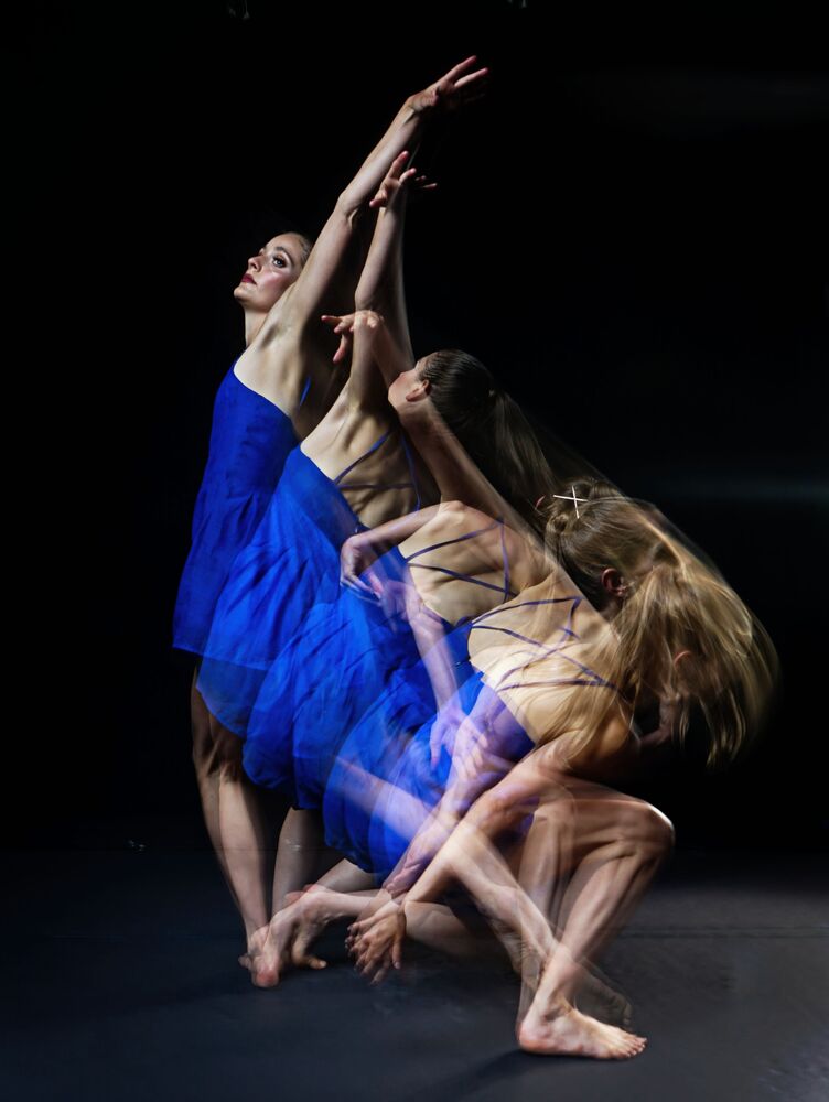 Slow motions captured with multiple strobes (11)