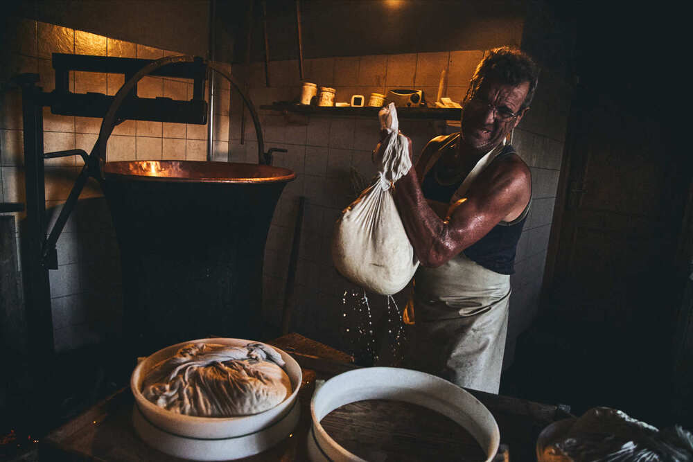 Goat cheese production in the mountains (8)