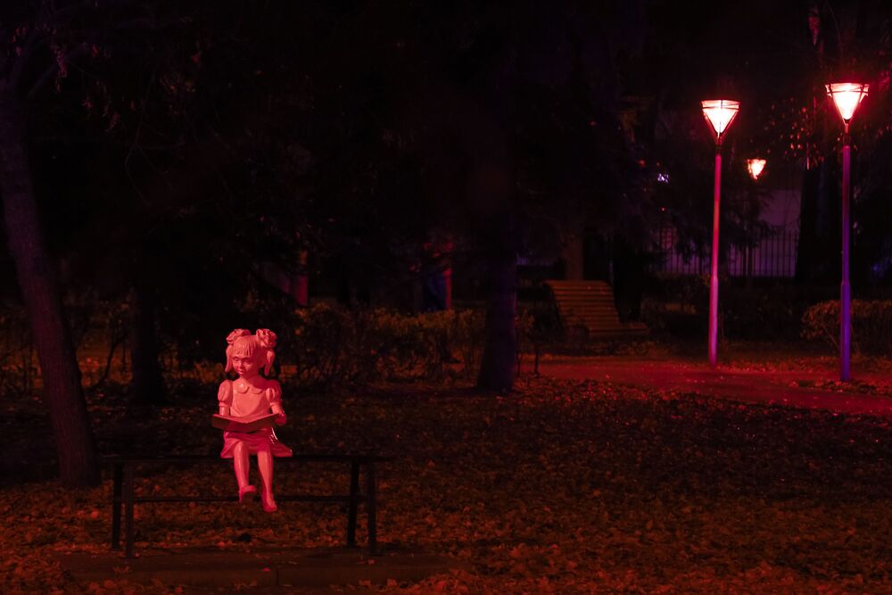 night in the city park (9)
