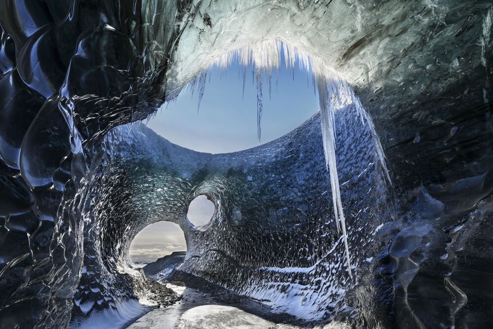 Beauty and Vicissitudes - Ice cave (2)