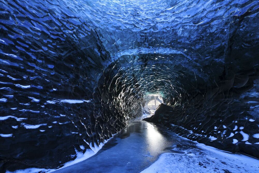 Beauty and Vicissitudes - Ice cave (5)