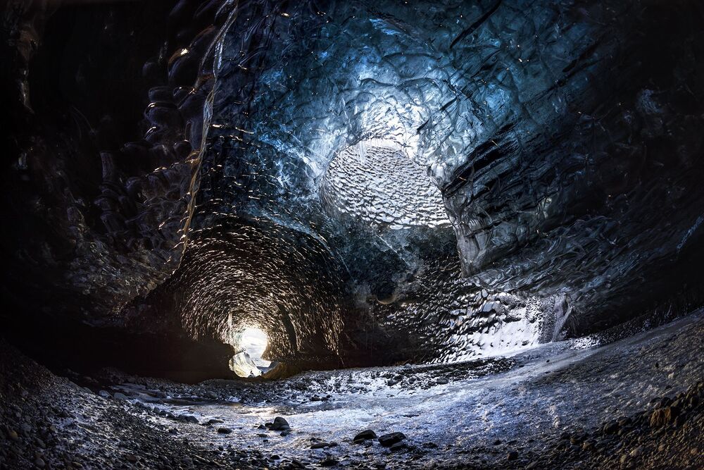 Beauty and Vicissitudes - Ice cave (3)