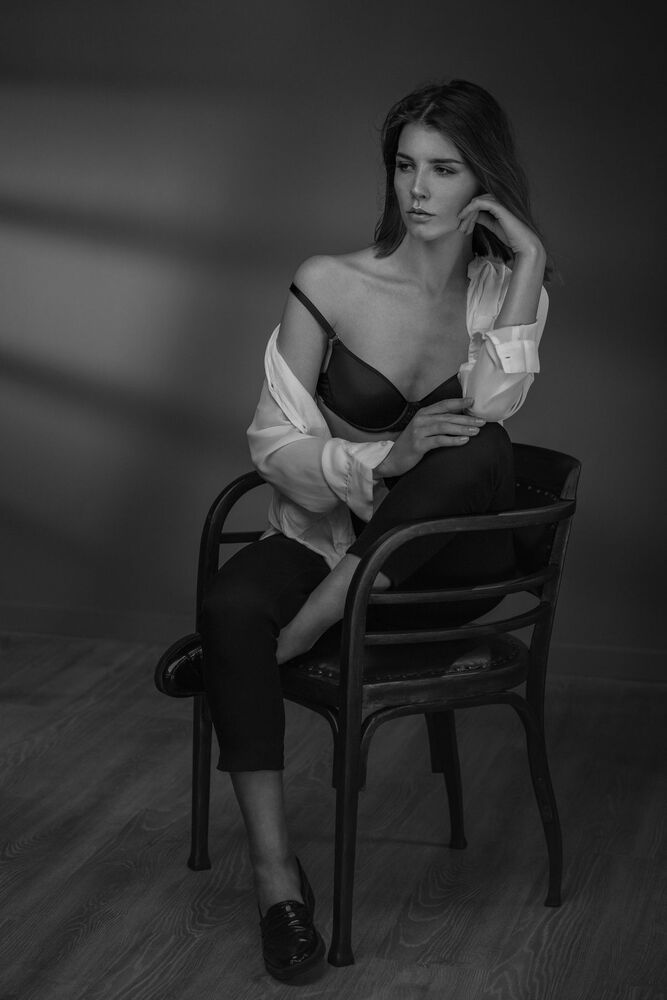 Pensive girl (5)
