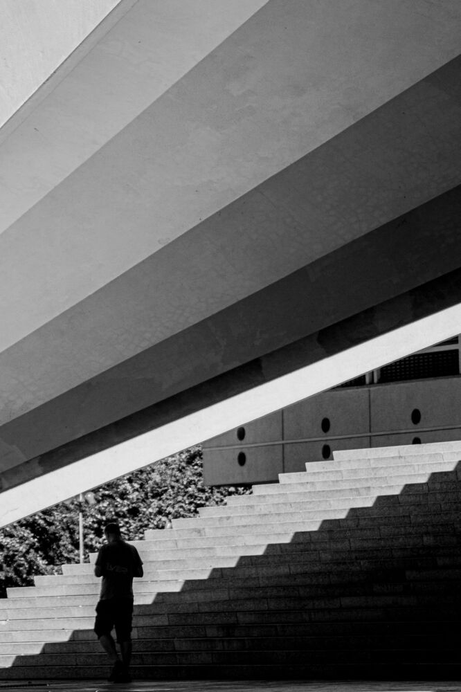 Light, shadows and geometry (9)