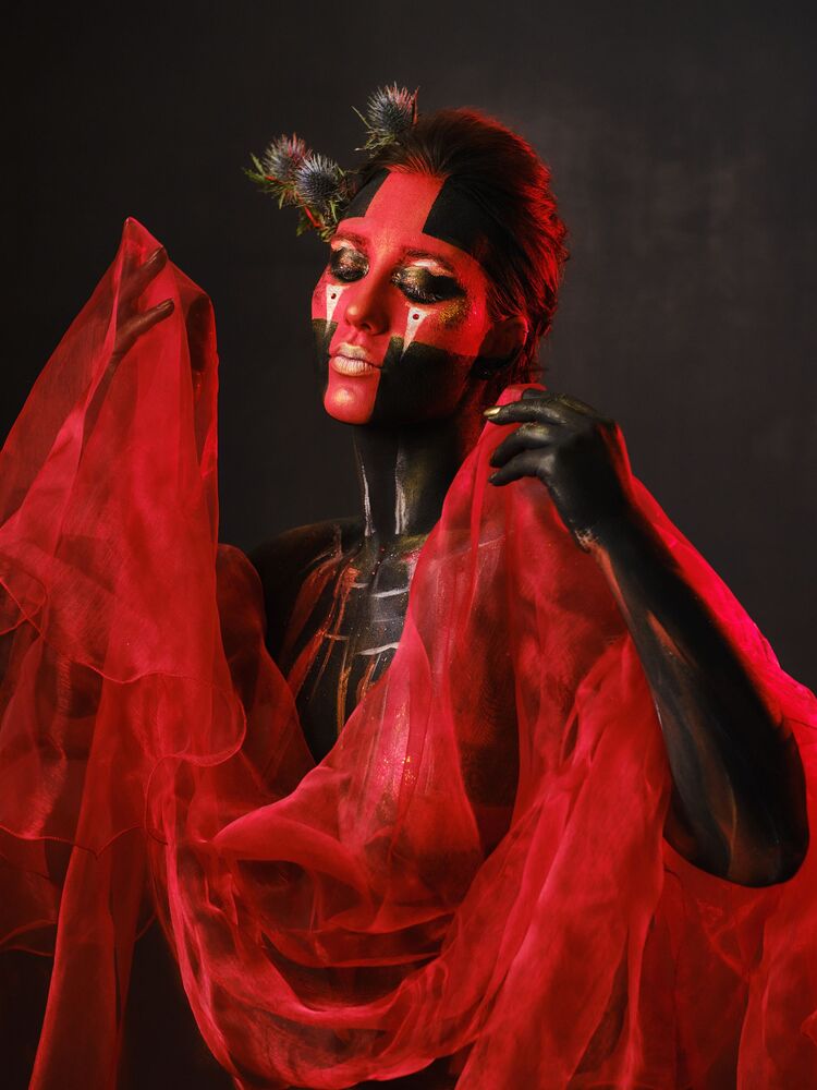 Queen of the Crusaders (8)