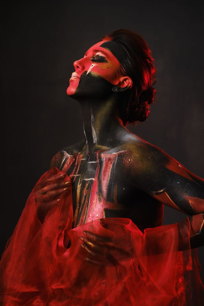 Queen of the Crusaders (7)