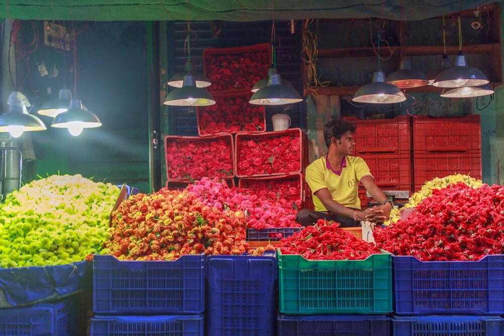 Street flower vendors (3)