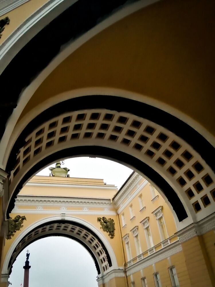 Город (6)