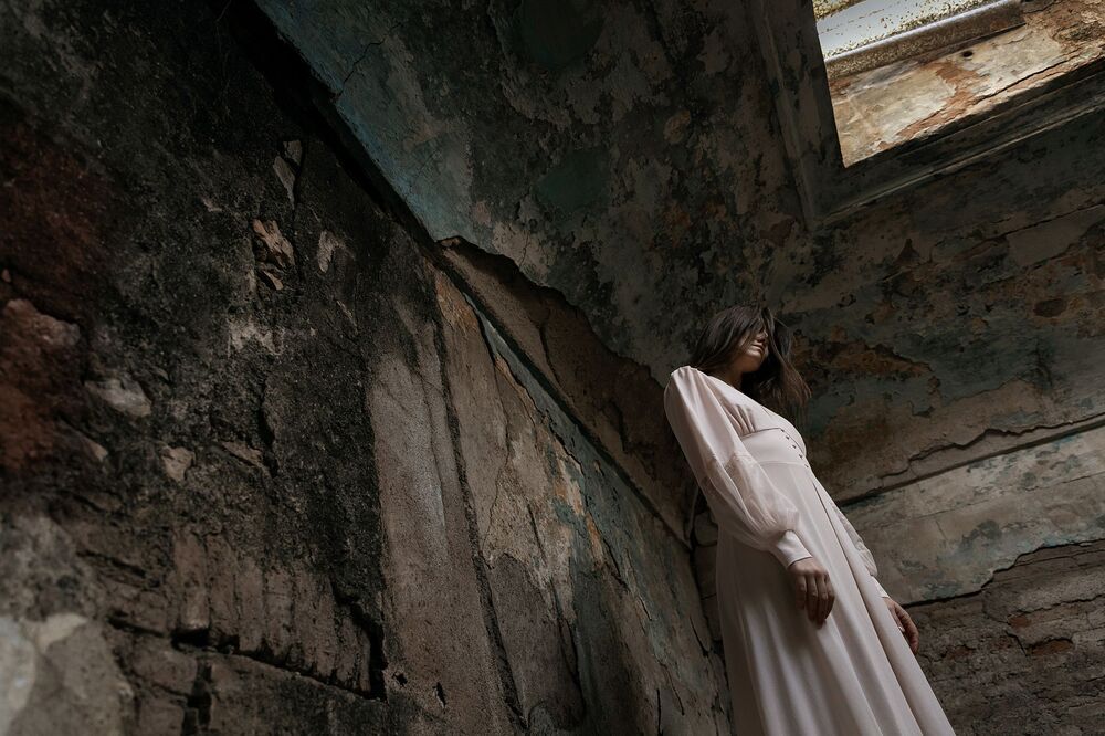 Ghost (2)