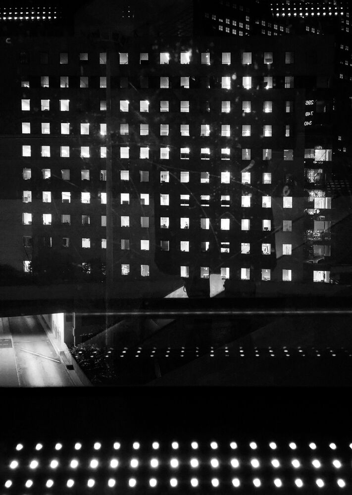 La Defense at night (7)