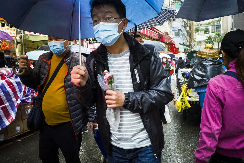 In the era of masks (6)