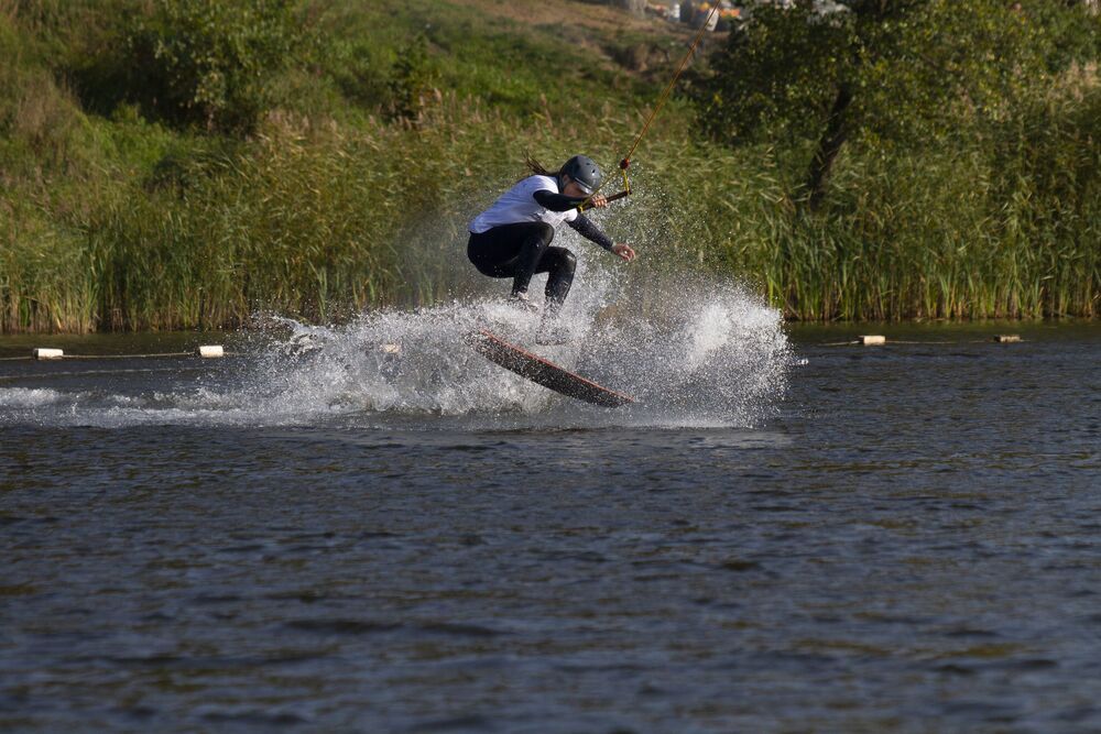 Wakeskating (9)