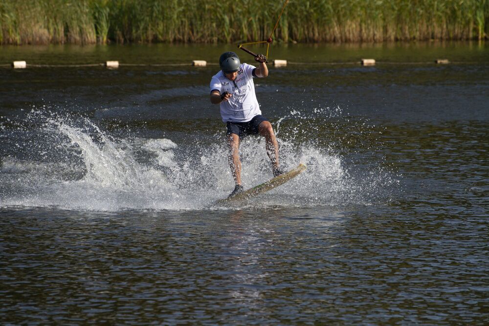 Wakeskating (11)