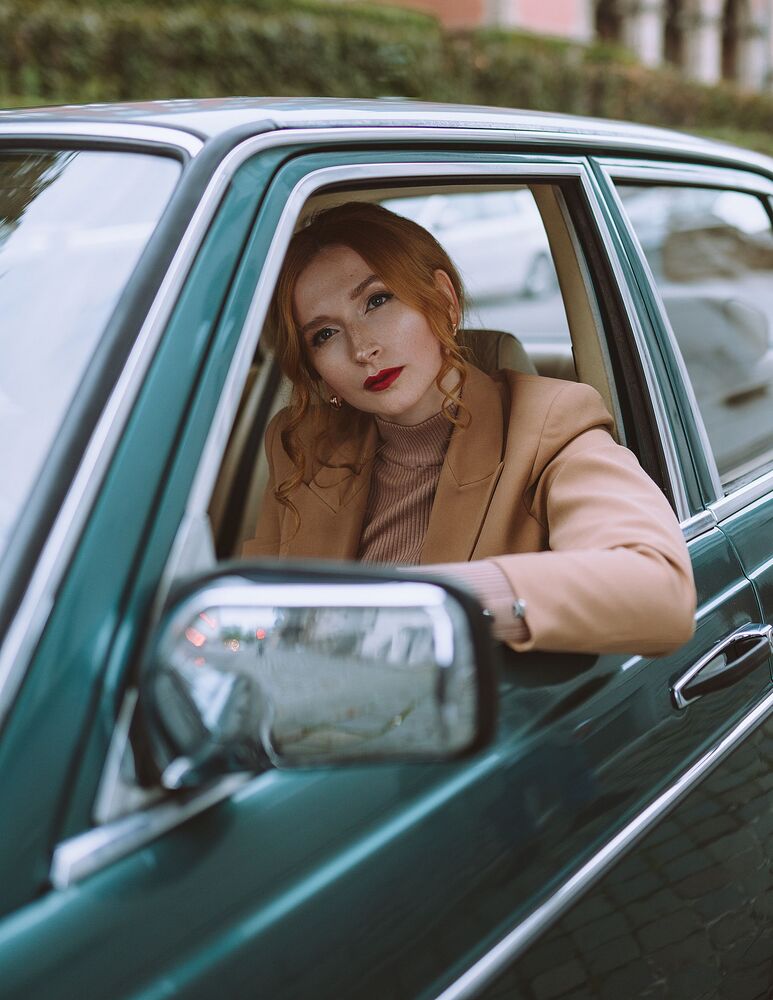 Girl with a car (7)