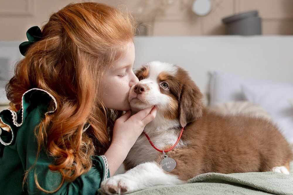 Girl and here puppy Coffee (3)