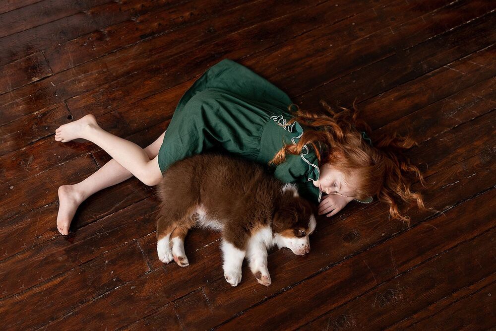 Girl and here puppy Coffee (4)