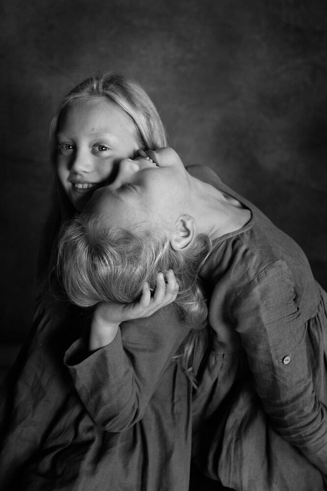 Twins (2)