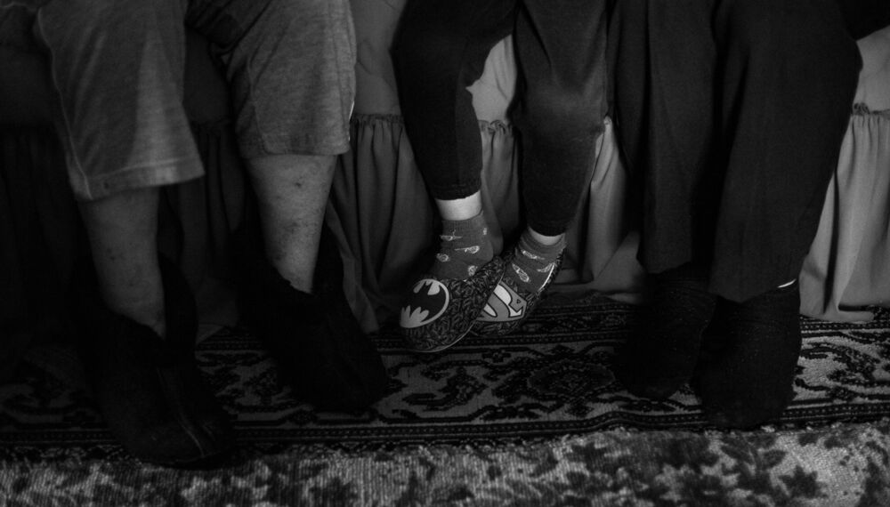 Two grandmothers and one grandson (4)