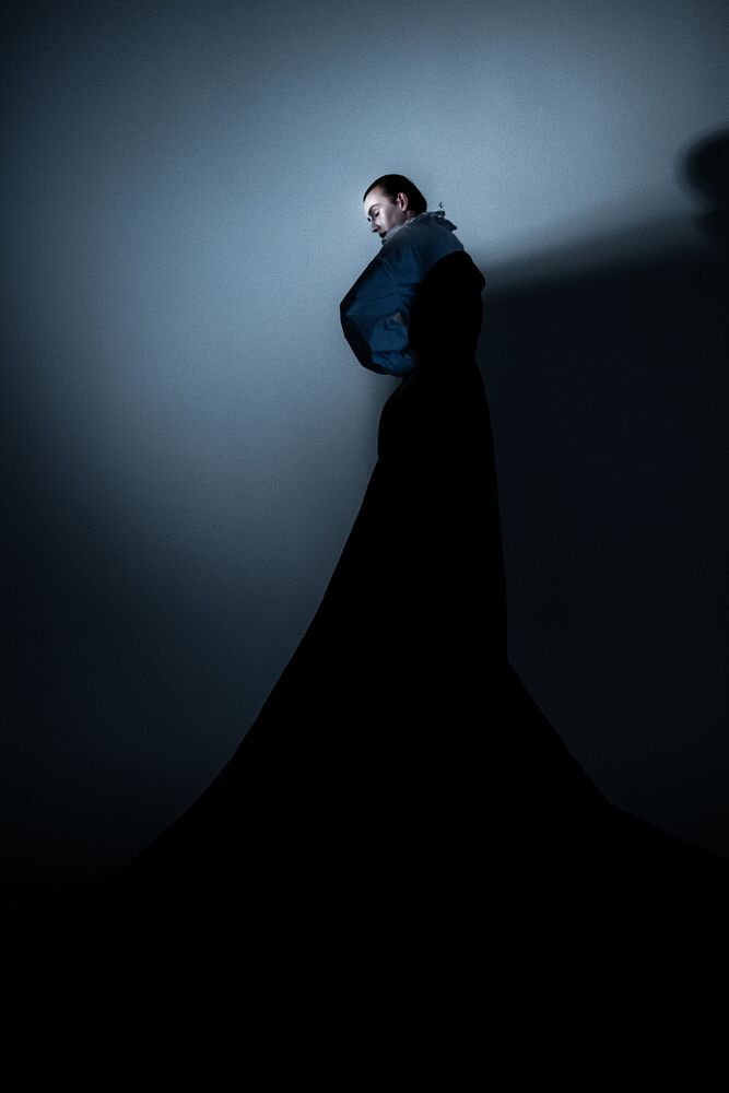 Dark giant (4)