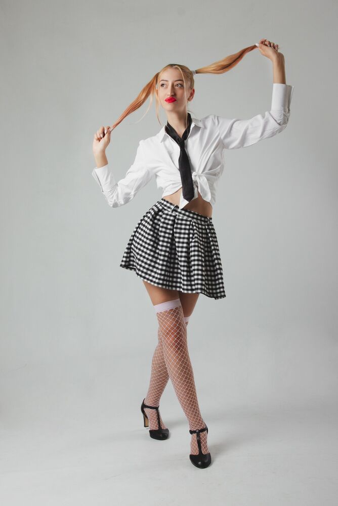 Schoolgirl (3)