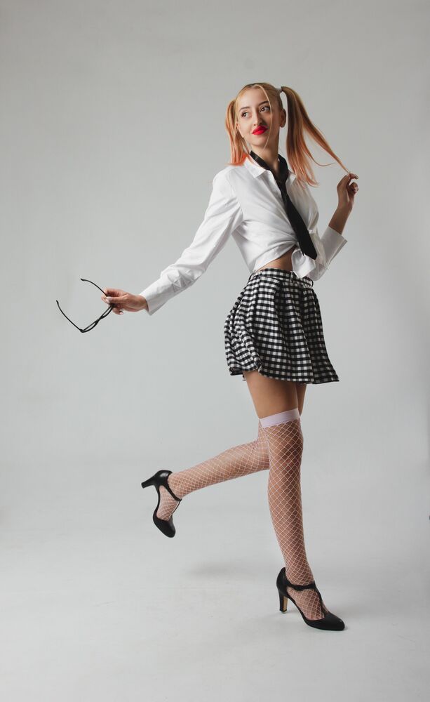 Schoolgirl (4)
