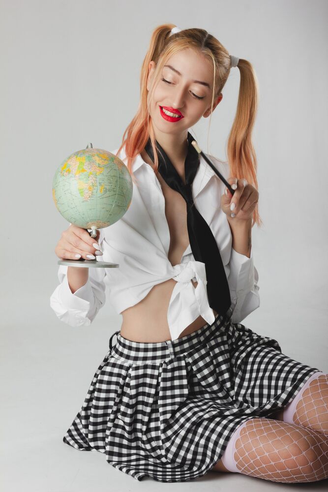 Schoolgirl (9)