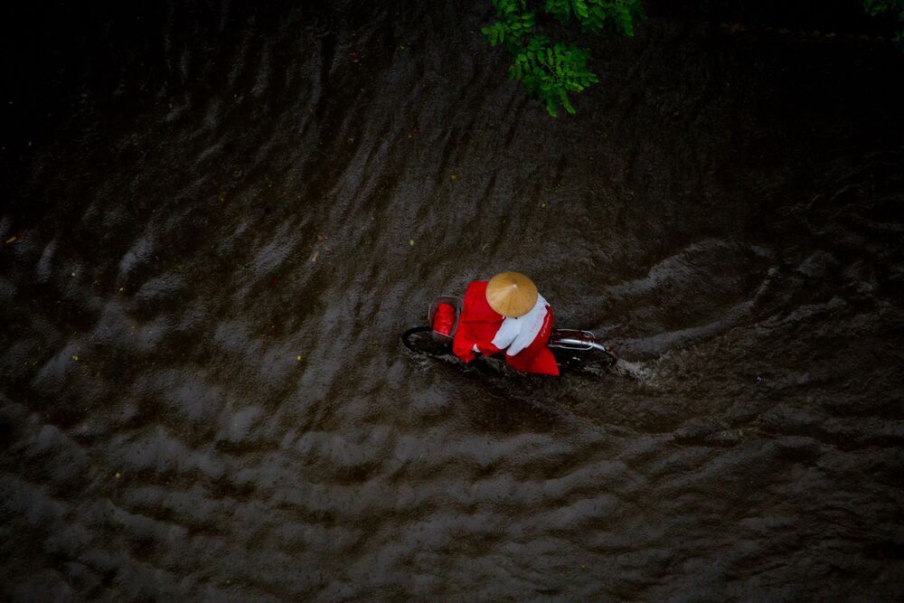 Floods in Saigon (4)