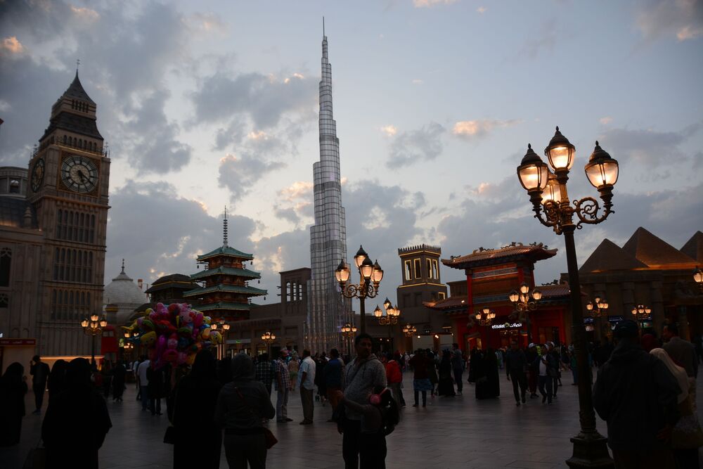 Global village (2)