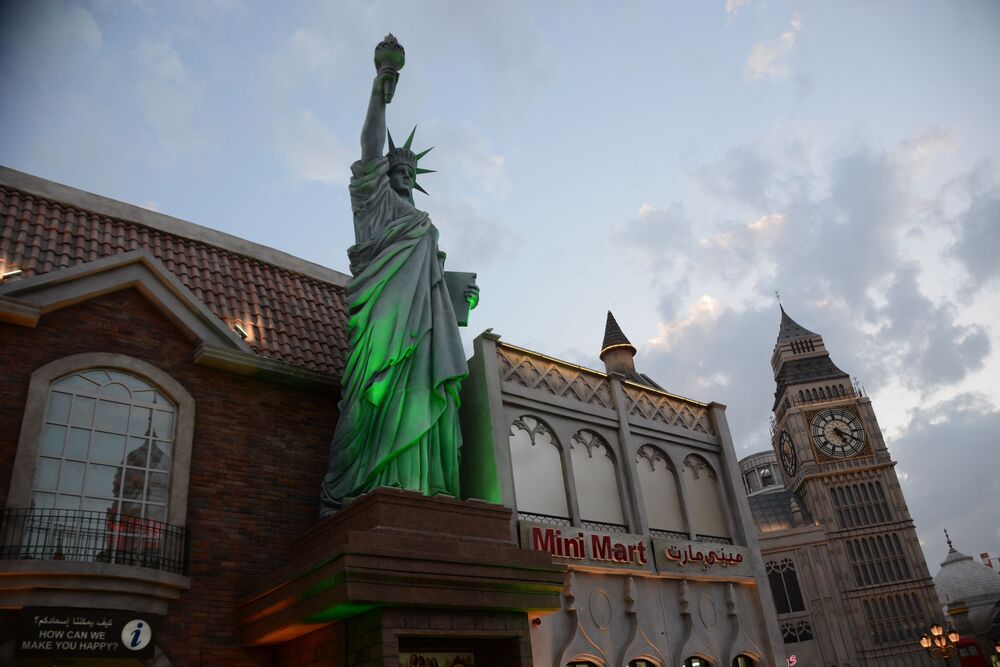 Global village (7)