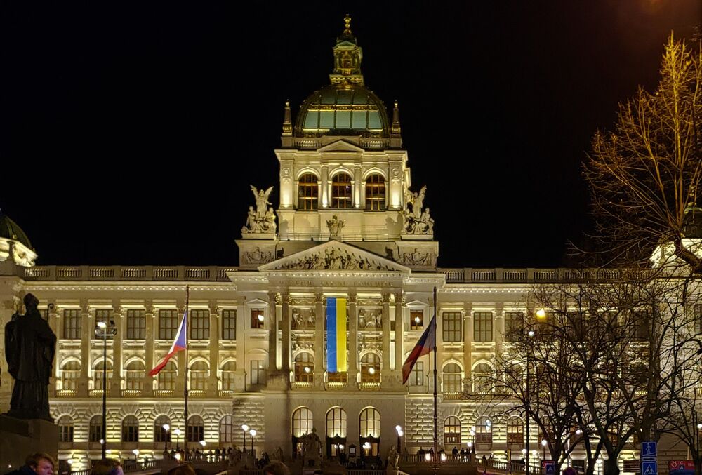 Evening Prague. (2)