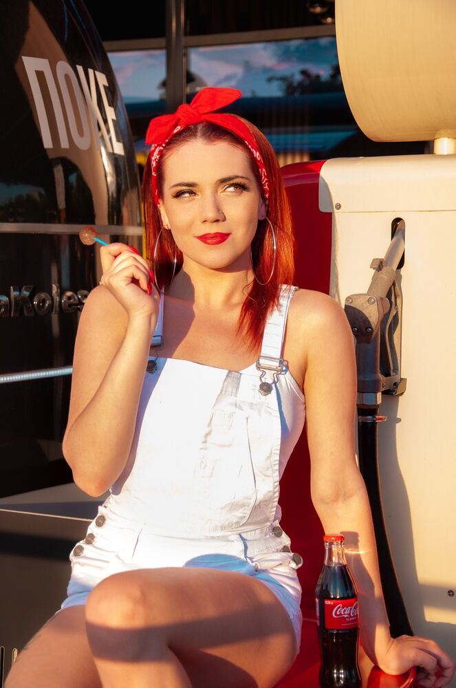 Pin up (8)