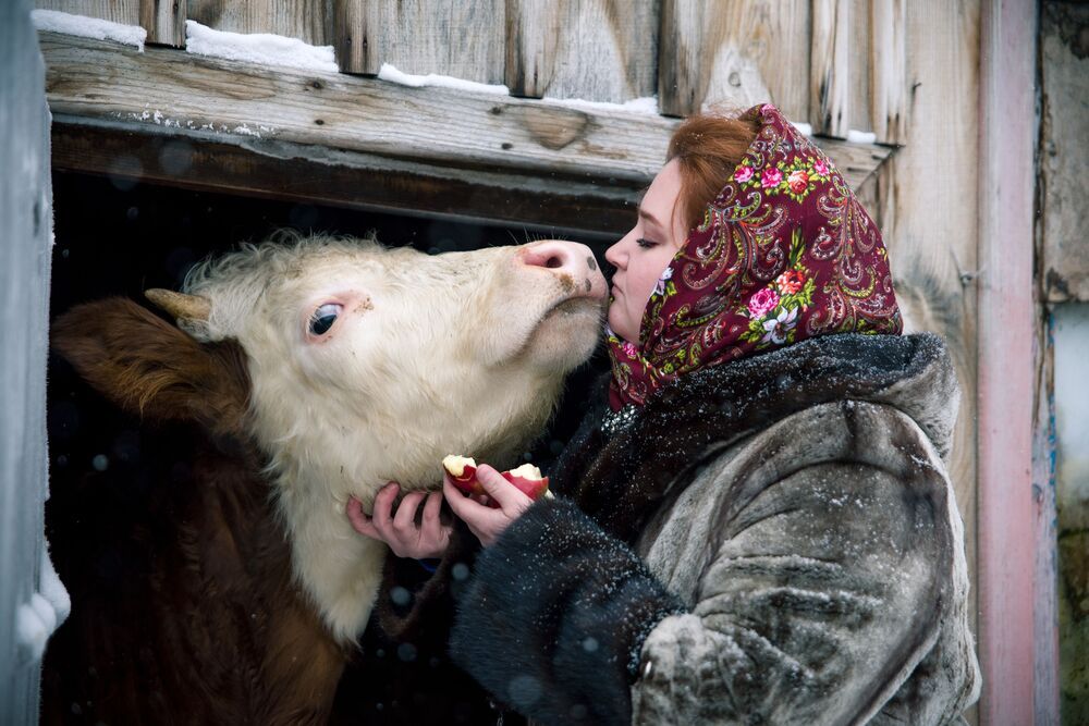 Russian Girl (2)