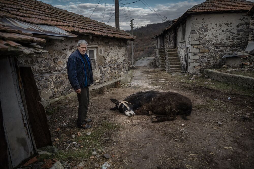 The disappearing villages (7)