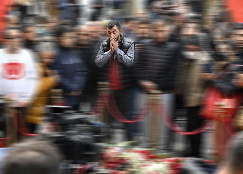 Istanbul - bomb attack (2)