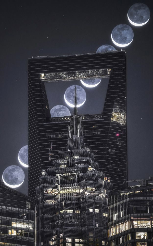 Moon in China (3)