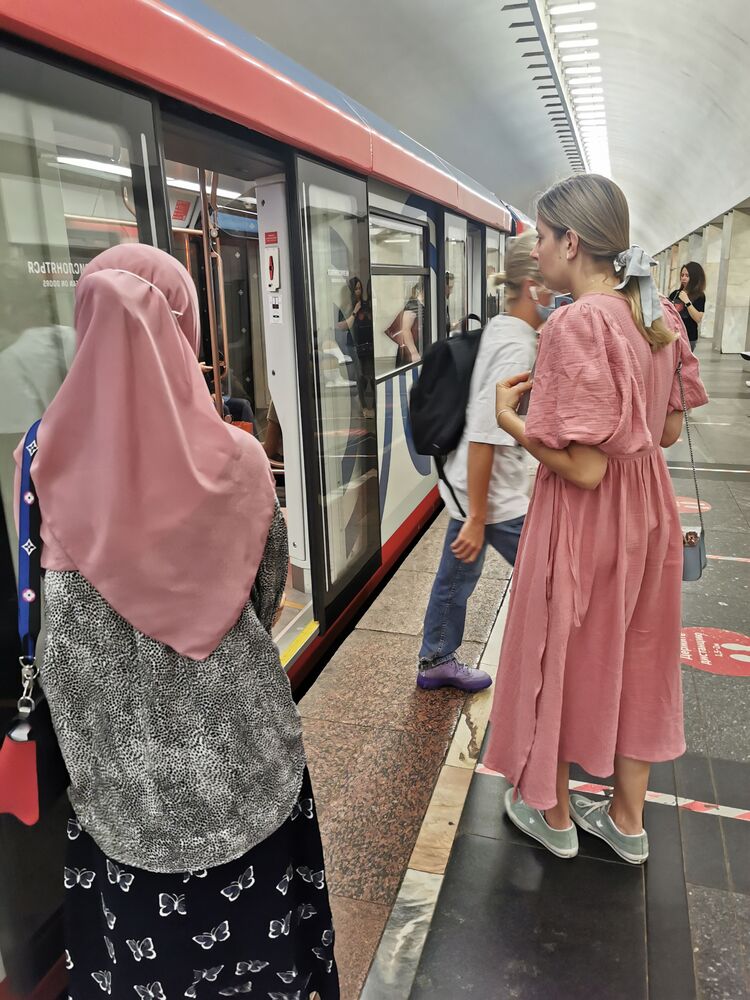 MOSCOW UNDERGROUND (6)