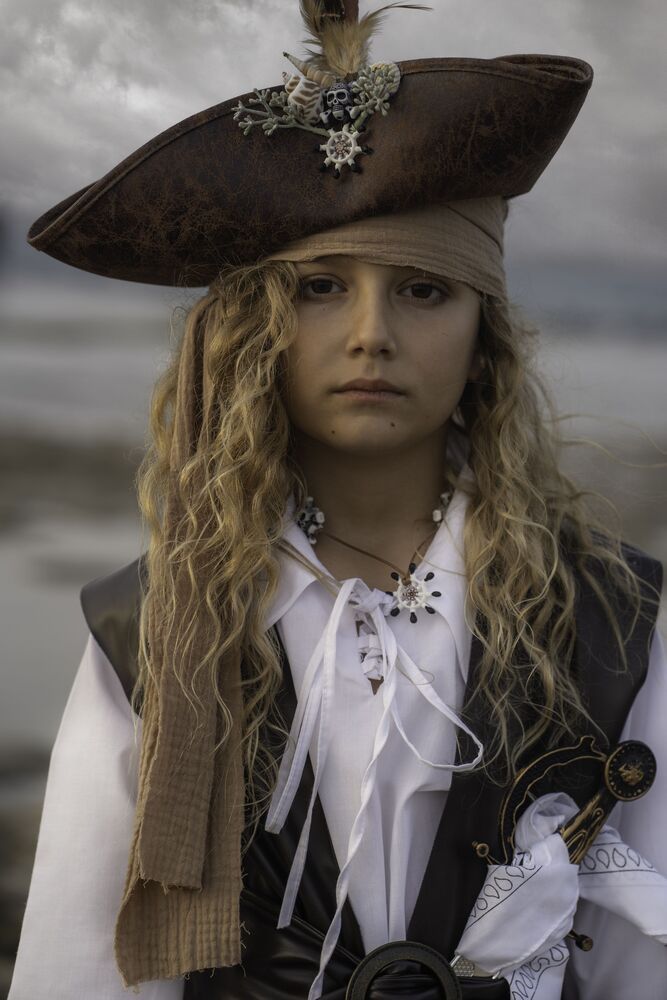 Pirates of the sea (2)