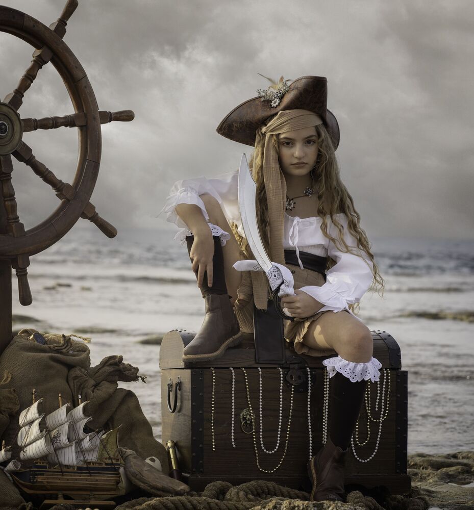 Pirates of the sea (3)