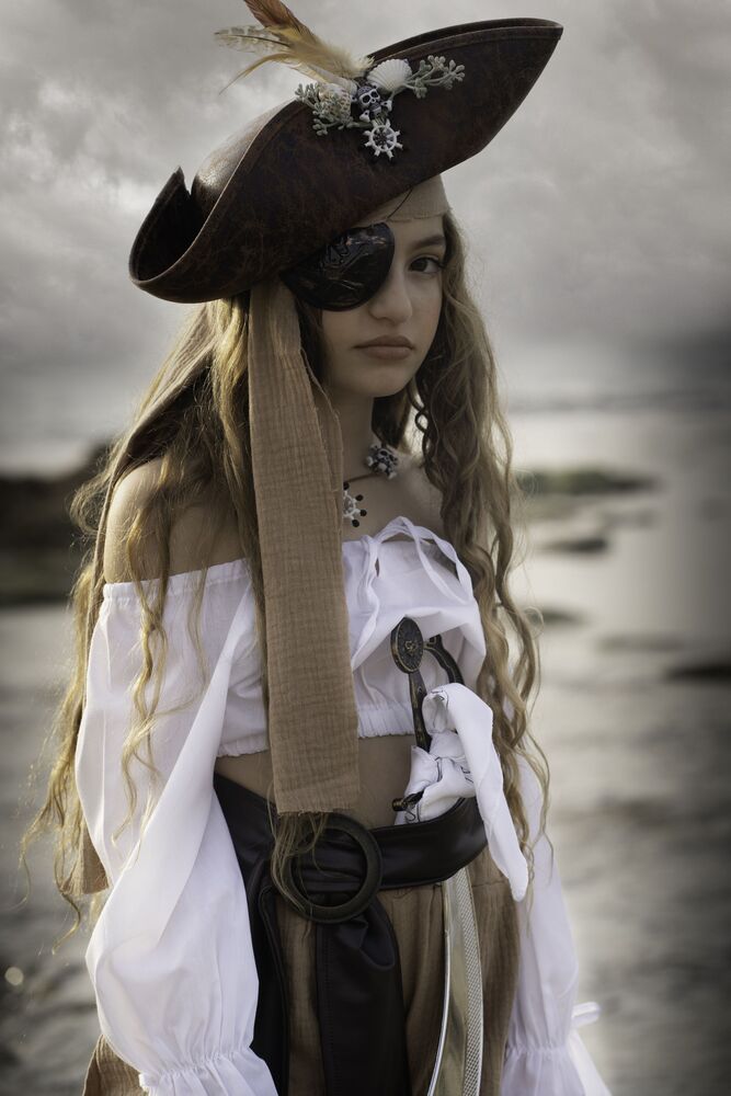 Pirates of the sea (5)