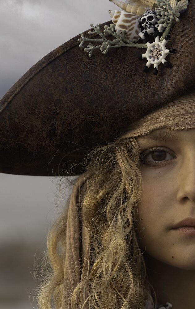 Pirates of the sea (8)