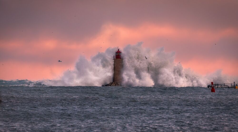 World Lighthouse (2)