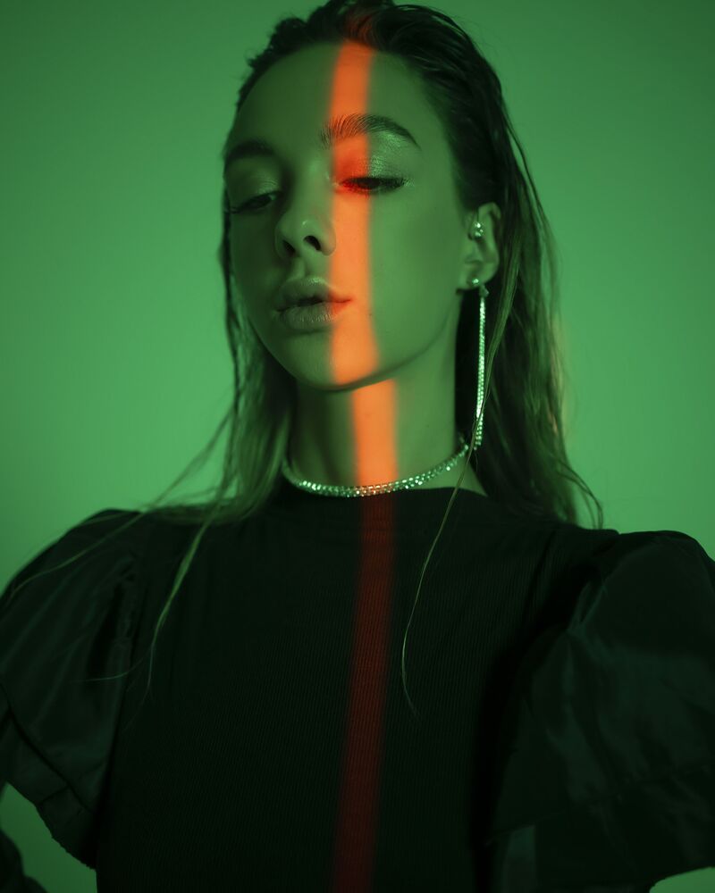 GREEN (4)