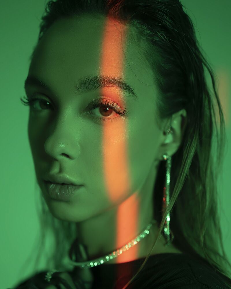 GREEN (6)
