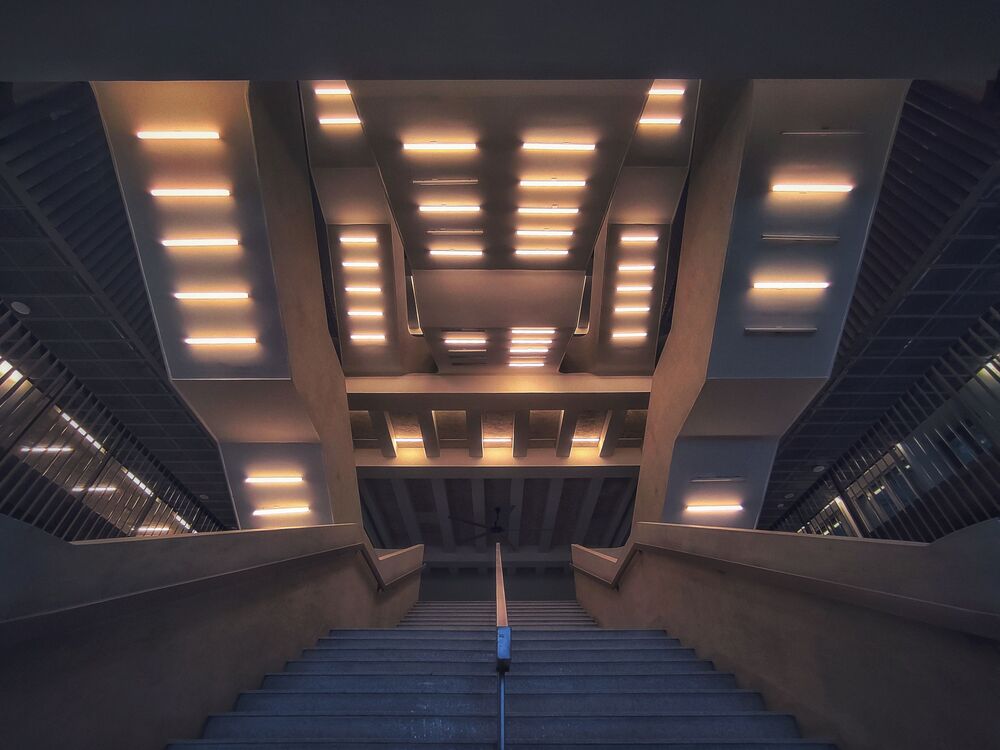 Architectural serenity (2)