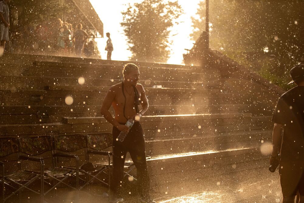 rain & dance (2)
