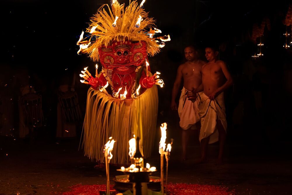 Theyyam - Man Transform To God (2)