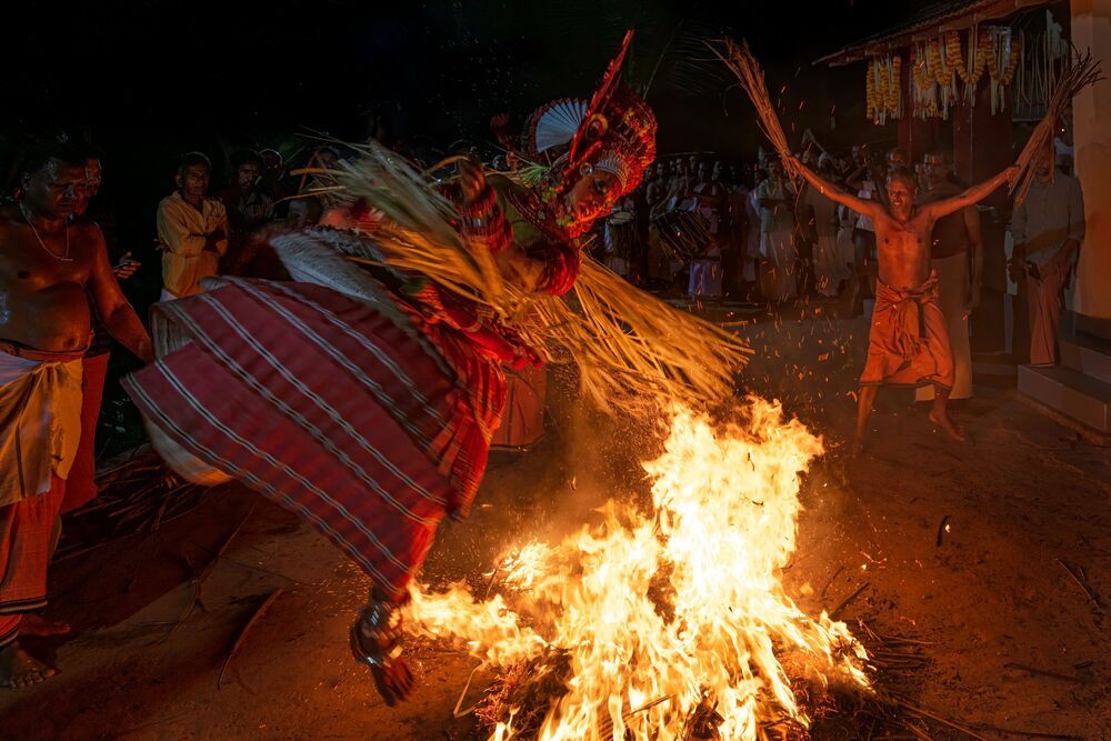 Theyyam - Man Transform To God (5)